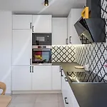 Penthouse With View In Center