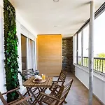 דירה Penthouse With View In Center *