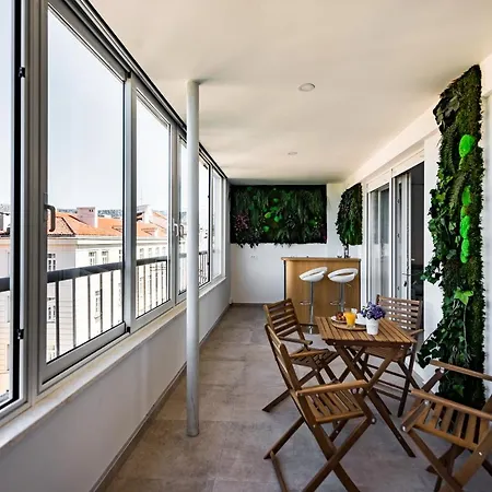 Penthouse With View In Center شقة سبليت