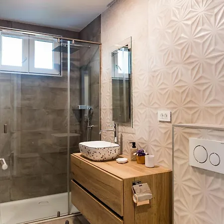 شقة Penthouse With View In Center *